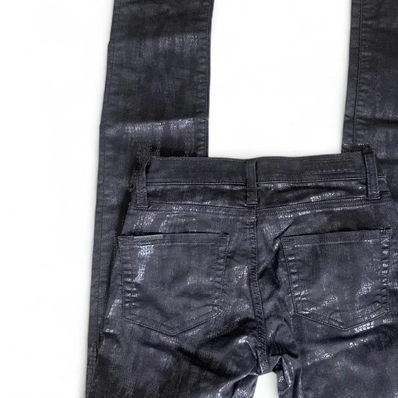 Rock & Republic Metallic Snakeskin Black Jeans Size 2 - Picture 4 of 6